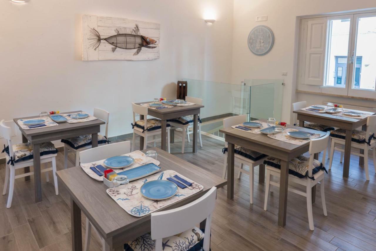 B&B Rotta Mediterranea モノーポリ エクステリア 写真